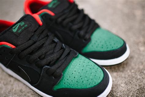 nike sb dunk low gucci